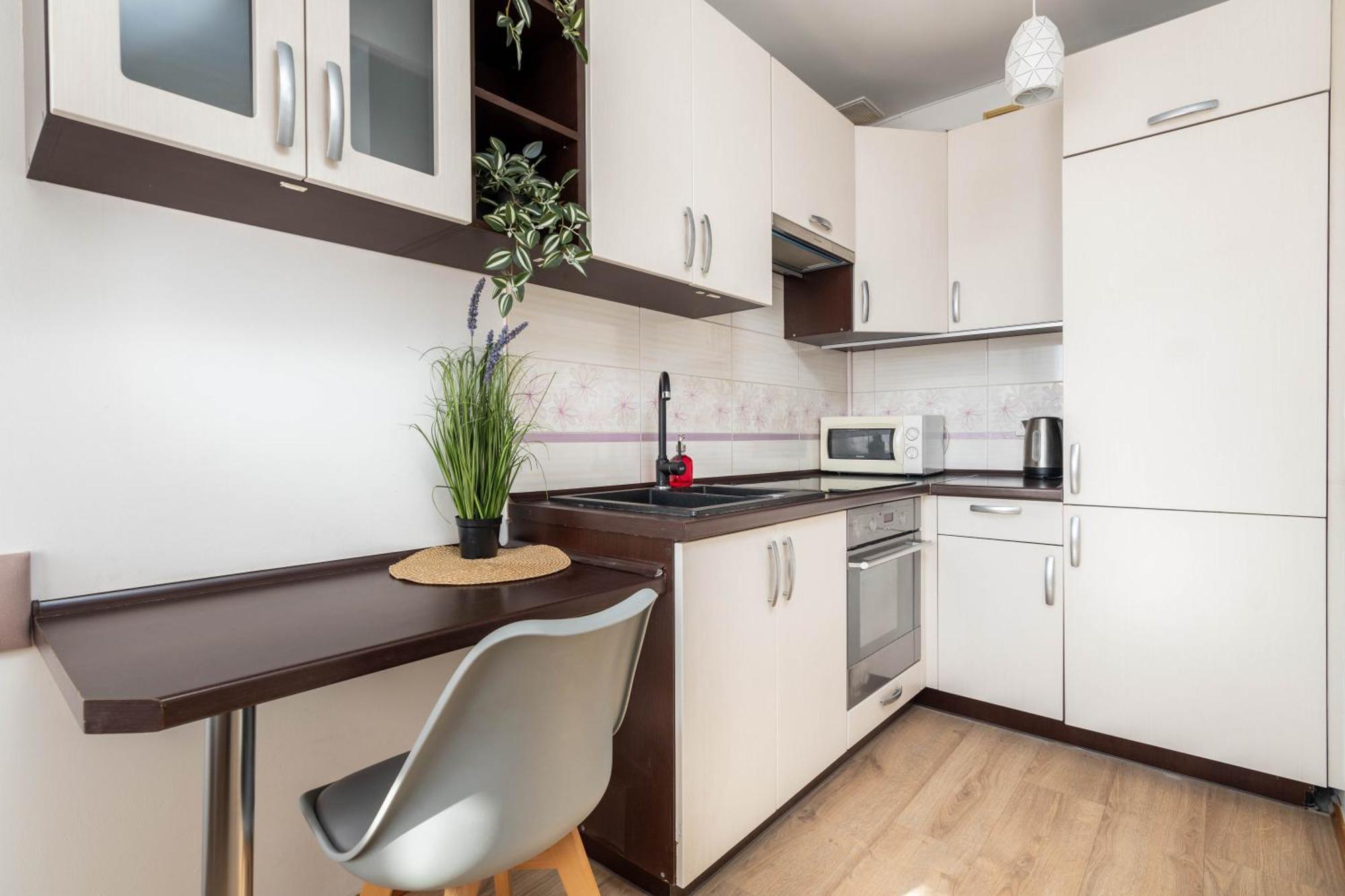 Jonagold Metro Raclawicka Apartment Warschau